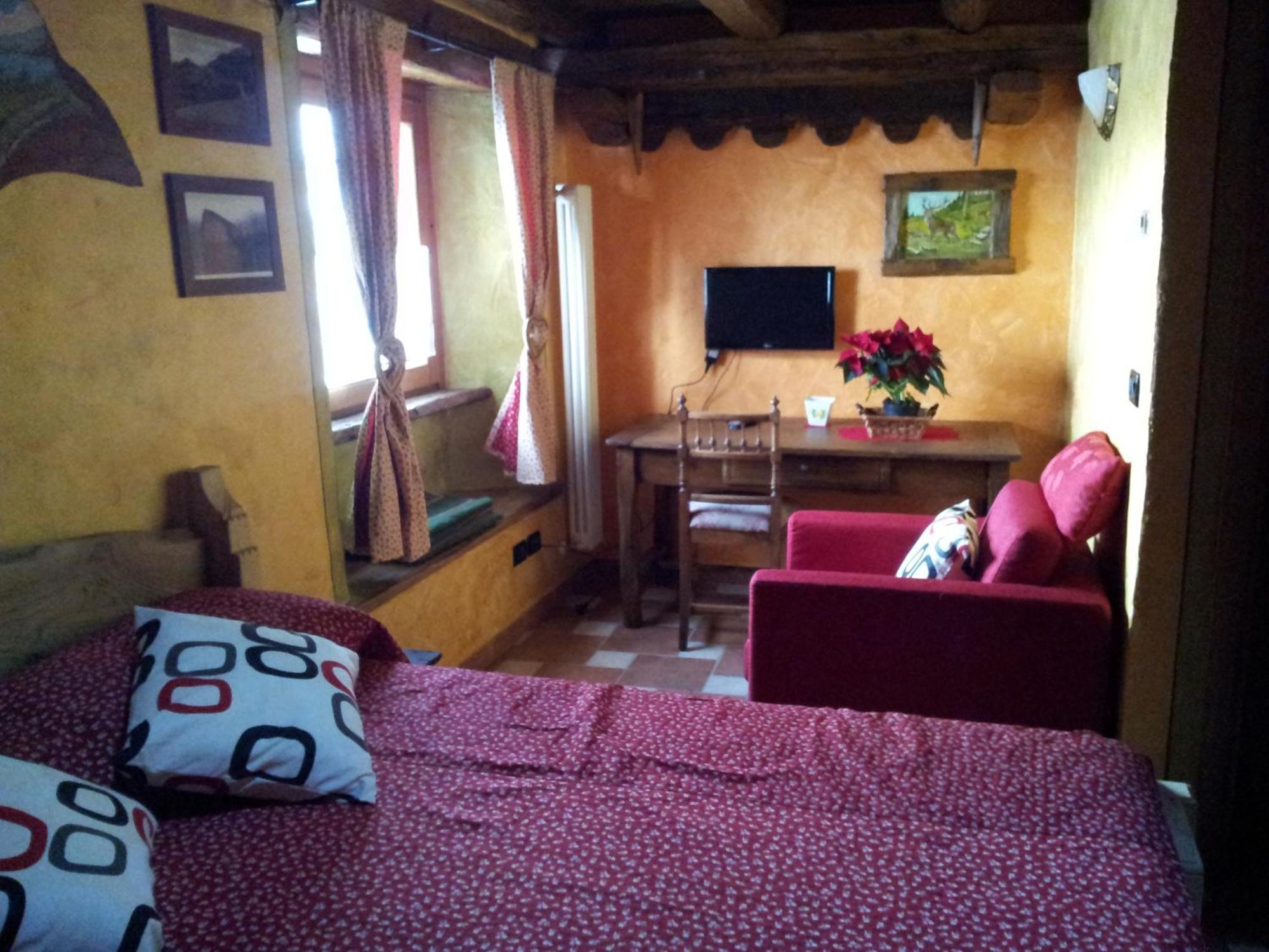 Affittacamere Saint Salod Charvensod Room photo