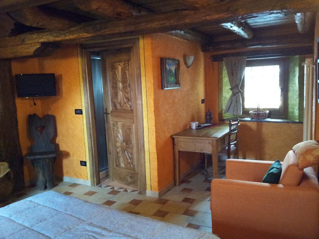 Affittacamere Saint Salod Charvensod Room photo